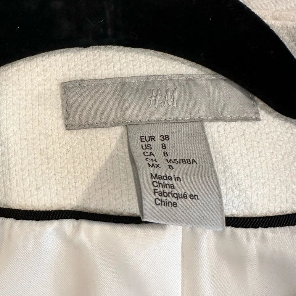 H&M Blazer - Picture 2 of 2